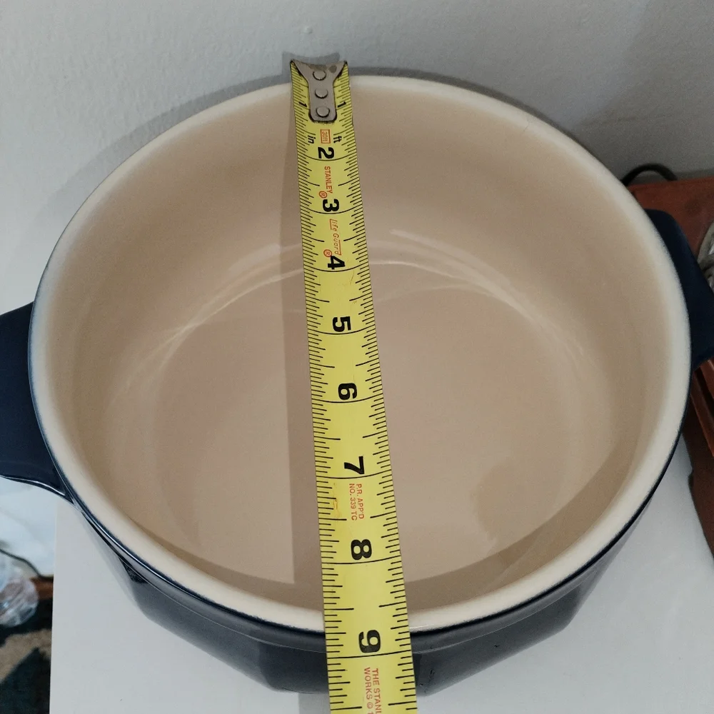 Beautiful Navy Blue Emile Henry Ceramic Covered Casserole 9×5